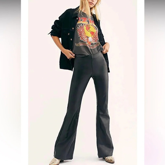 Free People Penny Flared Faux Leather Pants size 26 NWOT - Picture 1 of 11